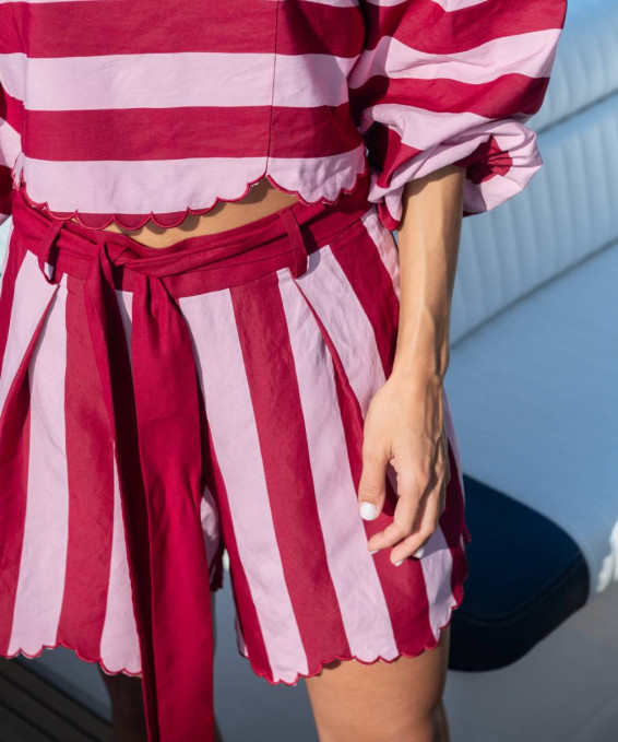 SHORT PUNTAL