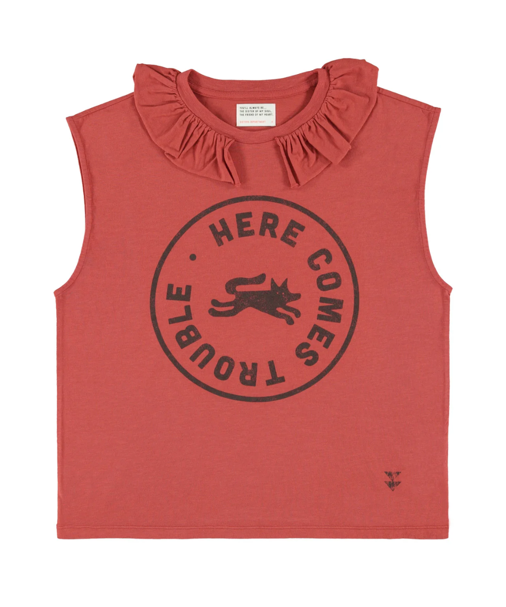 "Here comes trouble" T-Shirt