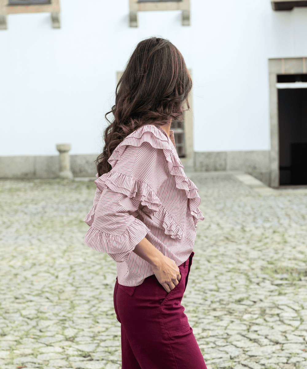 Darosa Ruffles Shirt