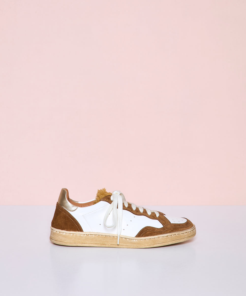 Sneaker Lengüeta Borrego